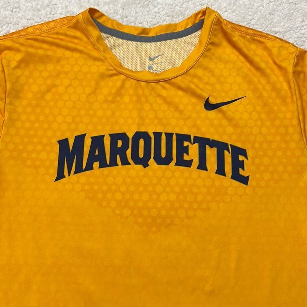 Nike Marquette T-Shirt Men’s Size L